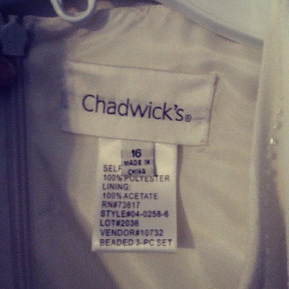 Elegant white pantsuit - Picture 2 of 7